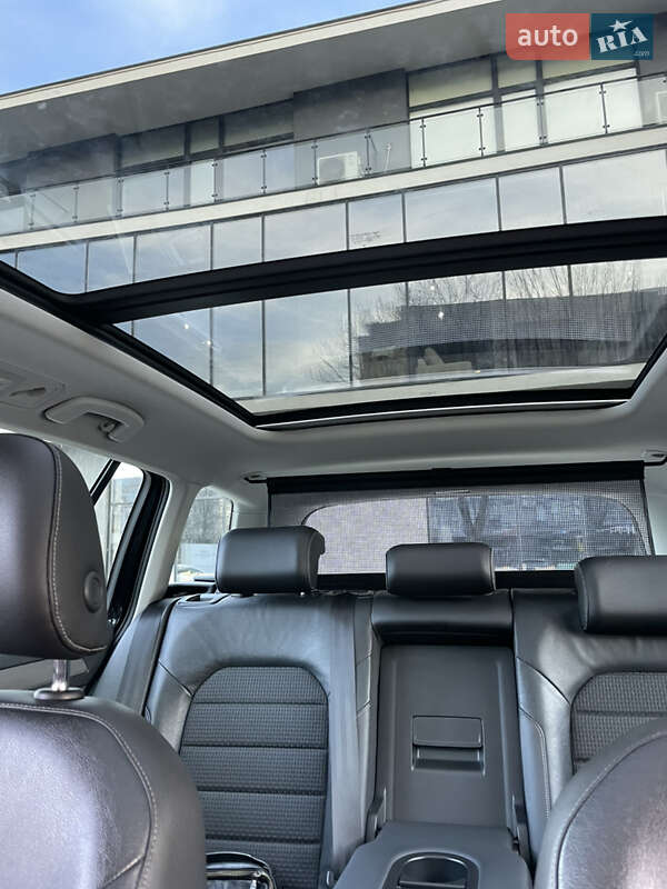 Универсал Volkswagen Golf 2016 в Ужгороде