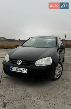 Хетчбек Volkswagen Golf 2004 в Чопі