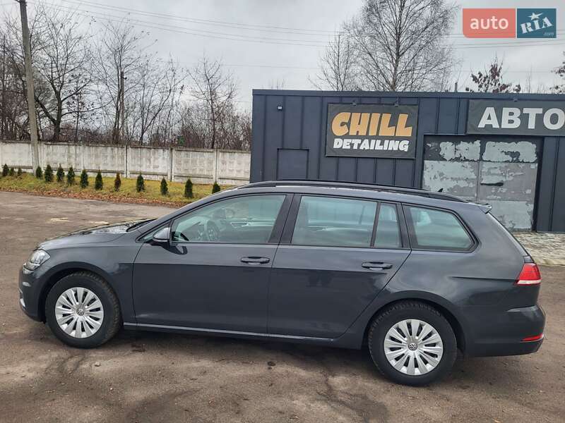Универсал Volkswagen Golf 2018 в Нововолынске