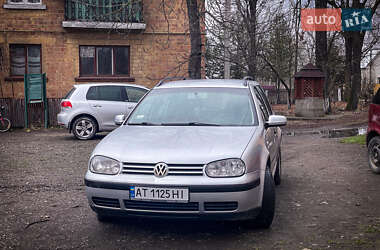 Универсал Volkswagen Golf 2002 в Косове