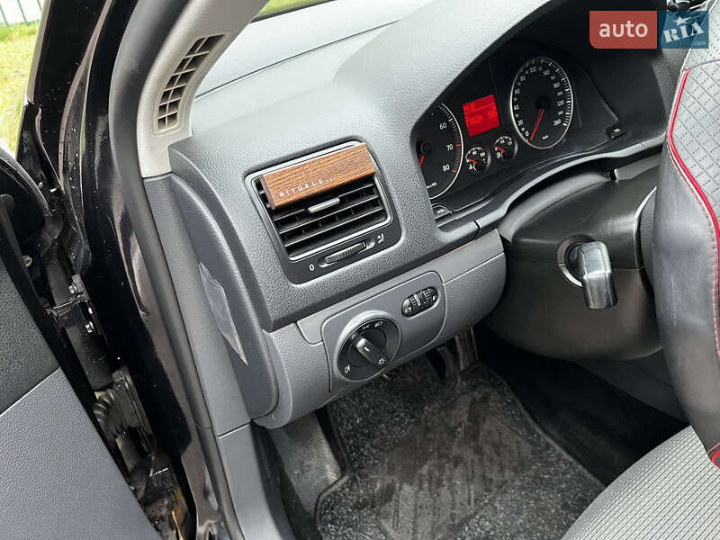 Универсал Volkswagen Golf 2007 в Яготине