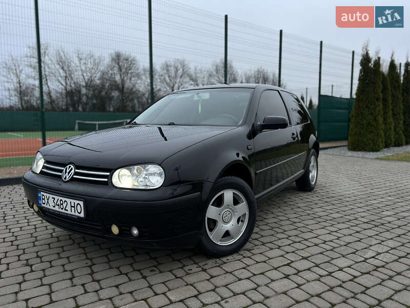 Volkswagen Golf 2003
