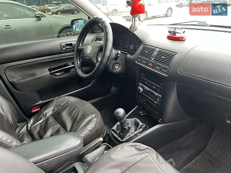 Хетчбек Volkswagen Golf 2001 в Києві фото 12 Хетчбек Volkswagen Golf 2001 в Києві