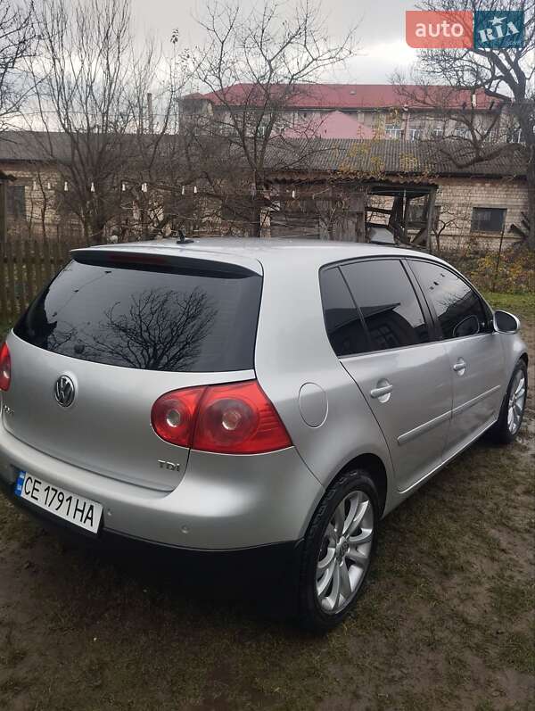 Volkswagen Golf 2005