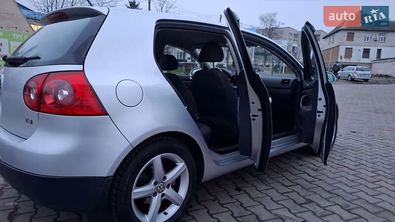 Хэтчбек Volkswagen Golf 2008 в Подольске фото 14 Хэтчбек Volkswagen Golf 2008 в Подольске