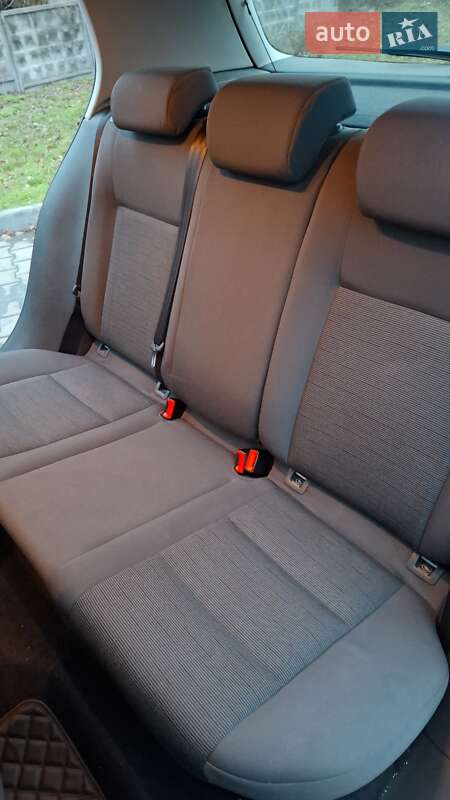 Хэтчбек Volkswagen Golf 2008 в Подольске фото 30 Хэтчбек Volkswagen Golf 2008 в Подольске