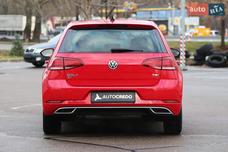 Хетчбек Volkswagen Golf 2018 в Києві