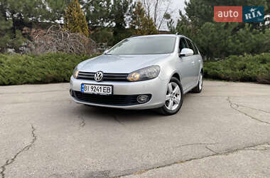 Універсал Volkswagen Golf 2011 в Полтаві