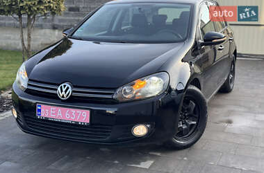 Хэтчбек Volkswagen Golf 2010 в Львове