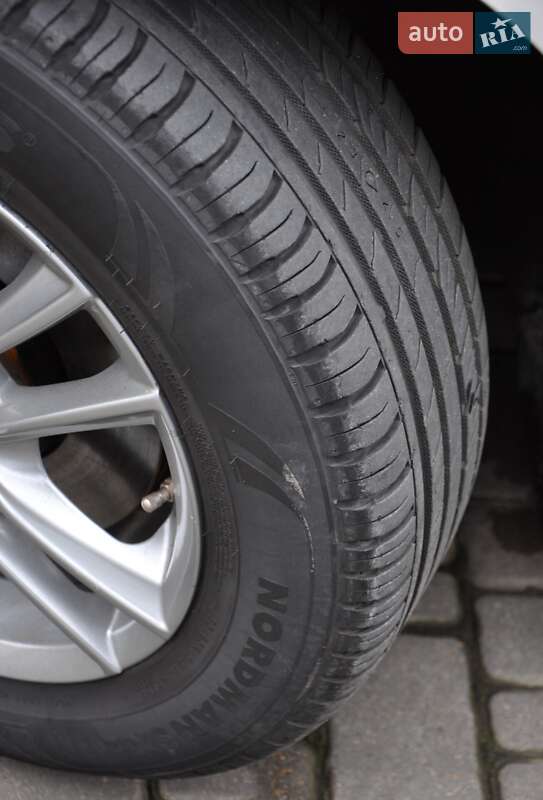 Хэтчбек Volkswagen Golf 2011 в Одессе