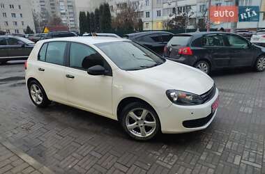 Хэтчбек Volkswagen Golf 2009 в Луцке