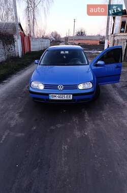 Хэтчбек Volkswagen Golf 1999 в Тростянце