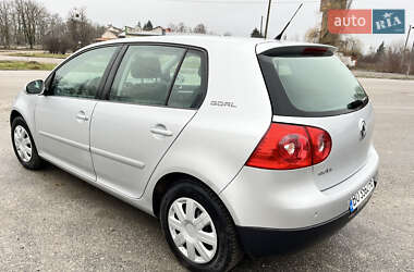 Хэтчбек Volkswagen Golf 2006 в Тернополе