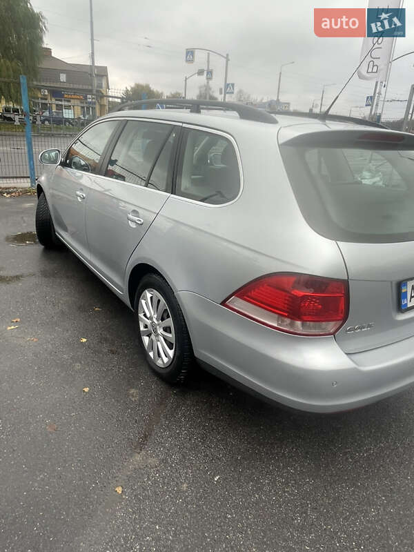 Универсал Volkswagen Golf 2009 в Виннице