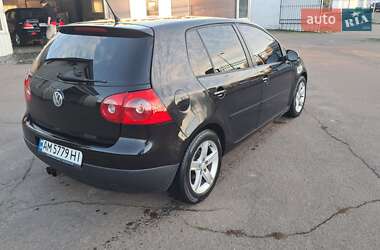 Хэтчбек Volkswagen Golf 2008 в Житомире