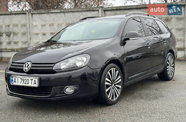 Универсал Volkswagen Golf 2012 в Киеве