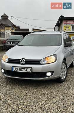 Універсал Volkswagen Golf 2013 в Бережанах