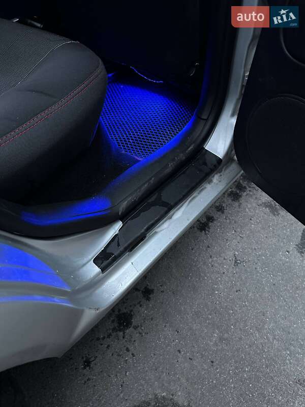 Хетчбек Volkswagen Golf 2000 в Збаражі