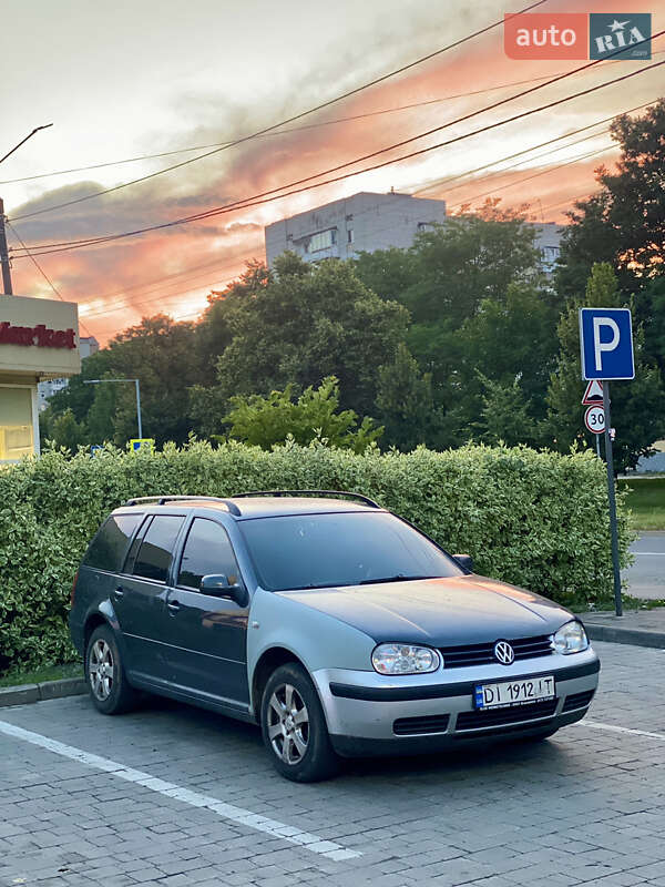 Volkswagen Golf 2003