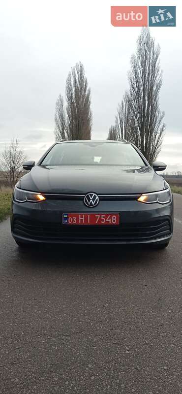 Volkswagen Golf 2021