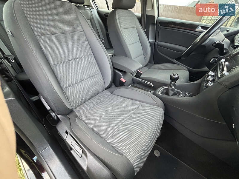 Хетчбек Volkswagen Golf 2009 в Надвірній фото 28 Хетчбек Volkswagen Golf 2009 в Надвірній