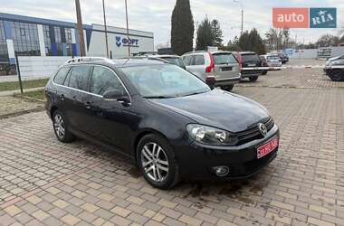 Универсал Volkswagen Golf 2010 в Ровно