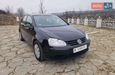 Хэтчбек Volkswagen Golf 2006 в Могилев-Подольске