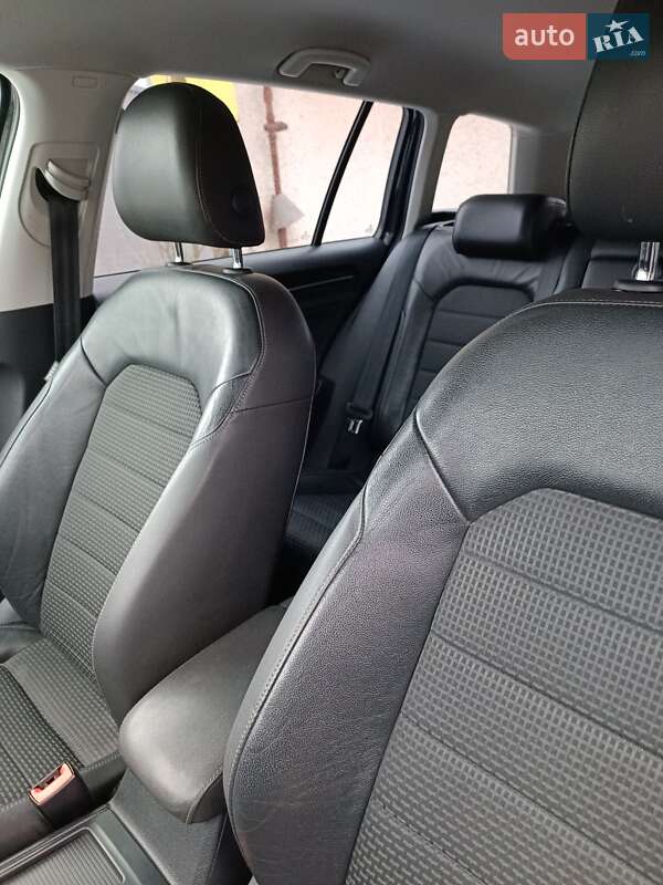 Універсал Volkswagen Golf 2014 в Сваляві