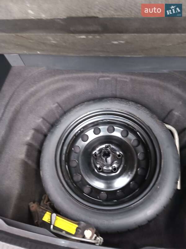 Універсал Volkswagen Golf 2014 в Сваляві