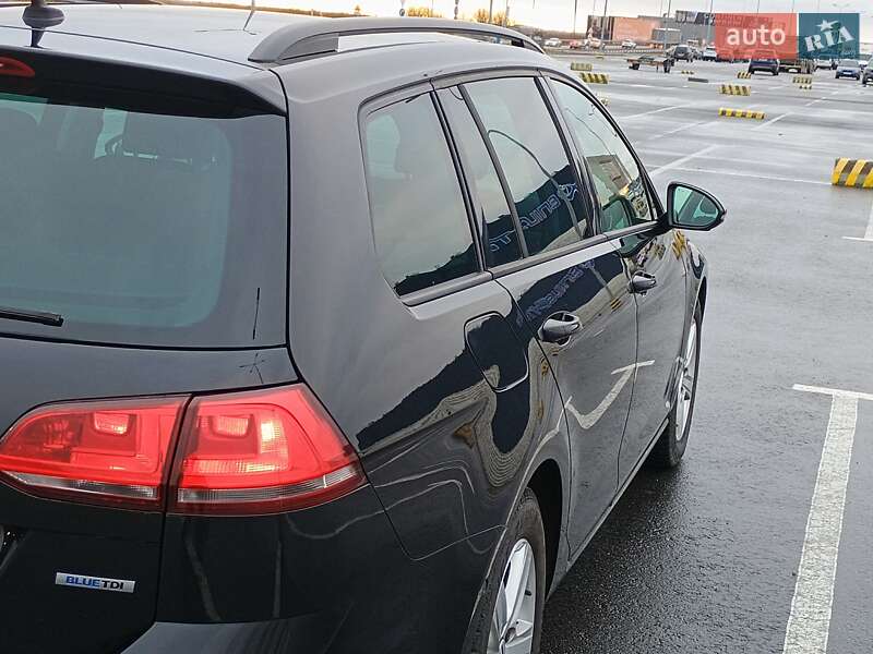 Універсал Volkswagen Golf 2013 в Львові