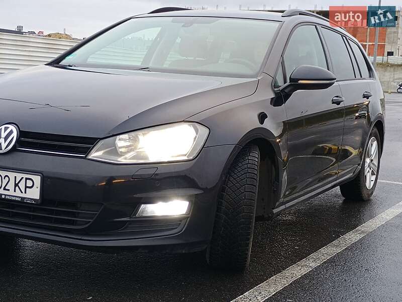 Універсал Volkswagen Golf 2013 в Львові