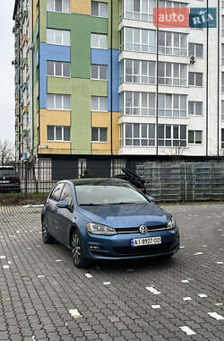 Хэтчбек Volkswagen Golf 2015 в Ивано-Франковске