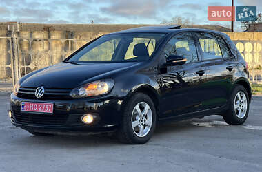 Хэтчбек Volkswagen Golf 2009 в Лубнах