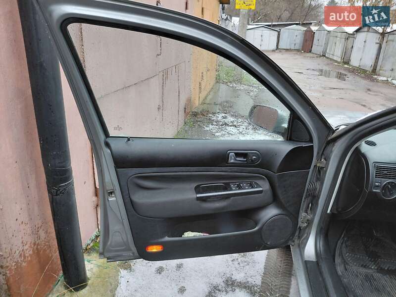 Универсал Volkswagen Golf 2004 в Житомире фото 7 Универсал Volkswagen Golf 2004 в Житомире