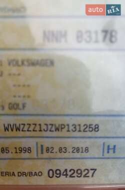 Хэтчбек Volkswagen Golf 1998 в Березному