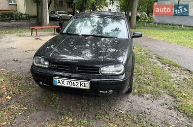 Хэтчбек Volkswagen Golf 2003 в Харькове