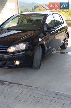 Хэтчбек Volkswagen Golf 2009 в Иршаве