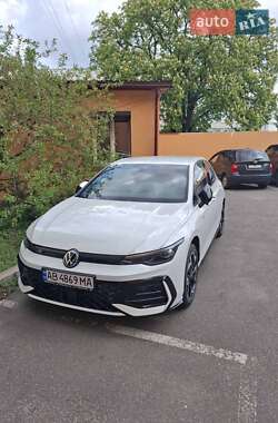 Хэтчбек Volkswagen Golf 2025 в Виннице