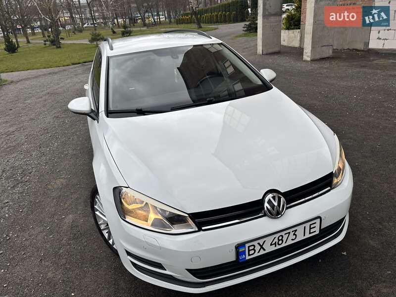 Универсал Volkswagen Golf 2014 в Хмельницком