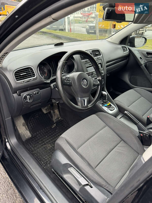 Хэтчбек Volkswagen Golf 2012 в Тернополе