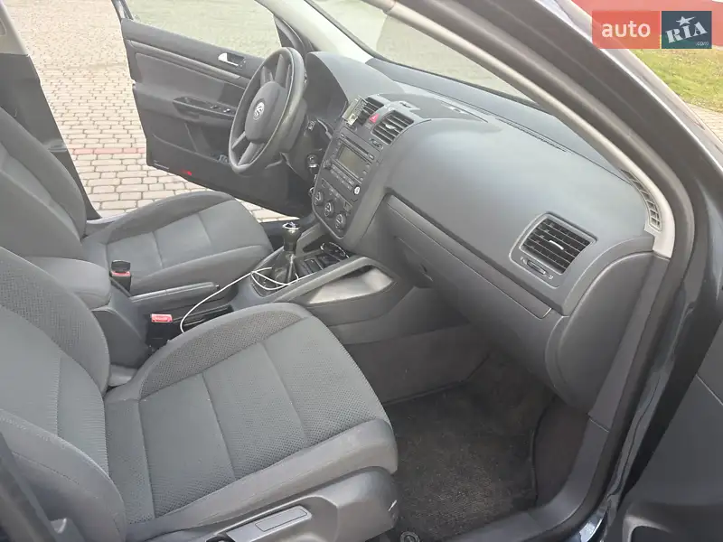 Volkswagen Golf 2004 VIN WVWZZZ1KZ4B064363 фото оголошення 11 з 45