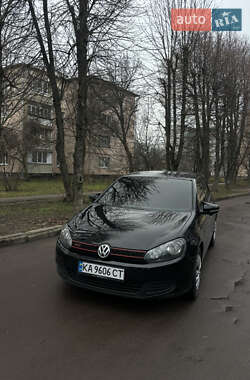 Хетчбек Volkswagen Golf 2009 в Києві