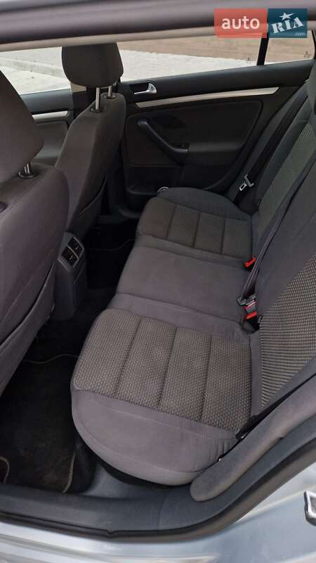 Універсал Volkswagen Golf 2007 в Сокалі