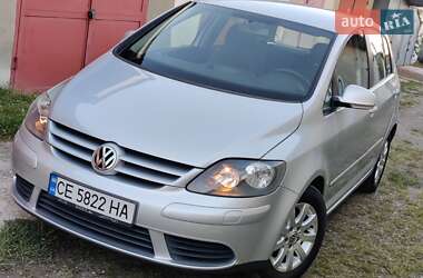 Хетчбек Volkswagen Golf 2005 в Чернівцях