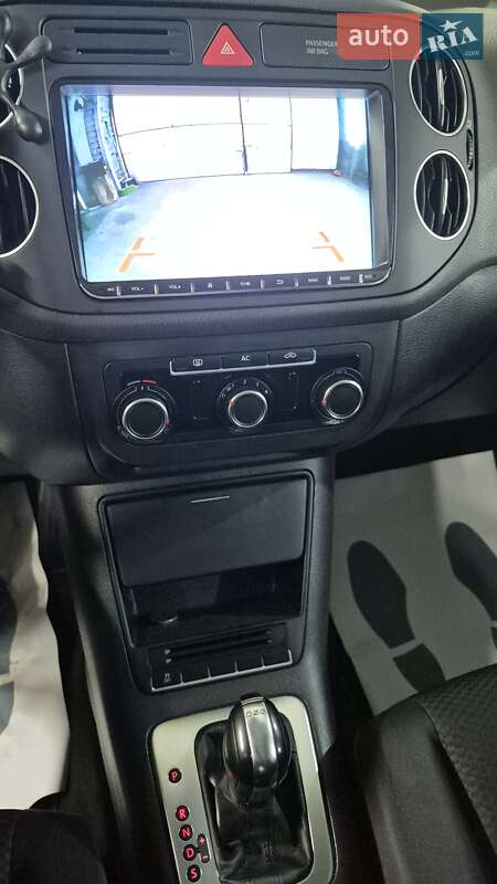 Хэтчбек Volkswagen Golf 2012 в Ровно