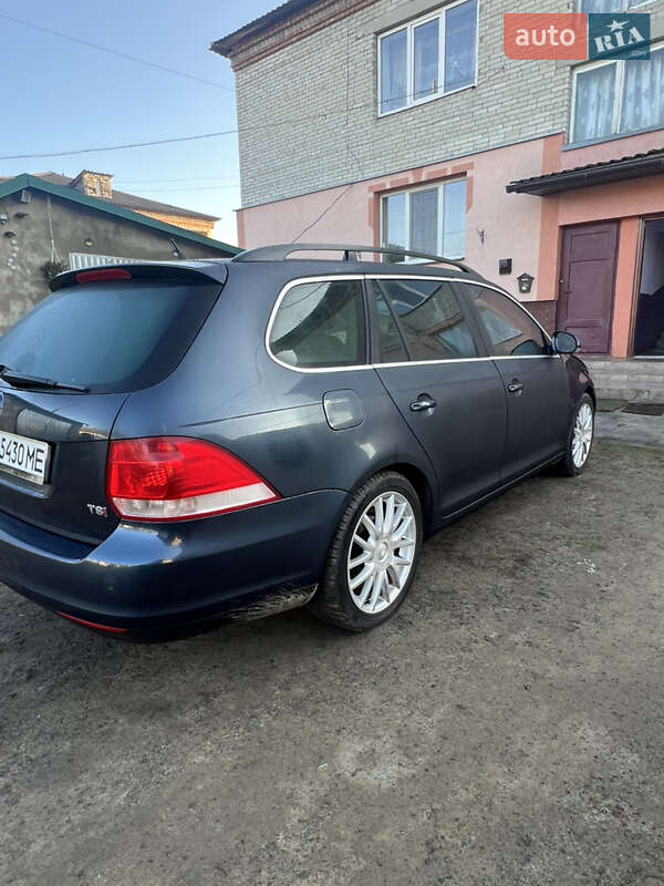 Універсал Volkswagen Golf 2007 в Мостиській
