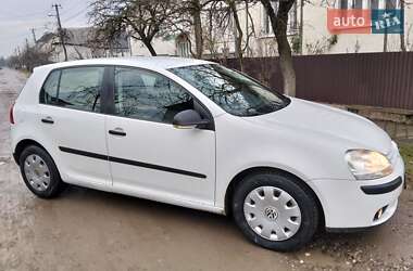 Хетчбек Volkswagen Golf 2007 в Сокирниці
