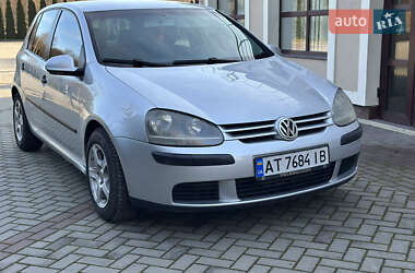 Хэтчбек Volkswagen Golf 2004 в Ивано-Франковске