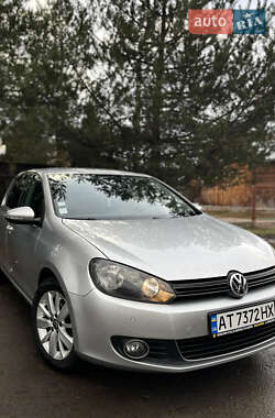 Хэтчбек Volkswagen Golf 2011 в Калуше
