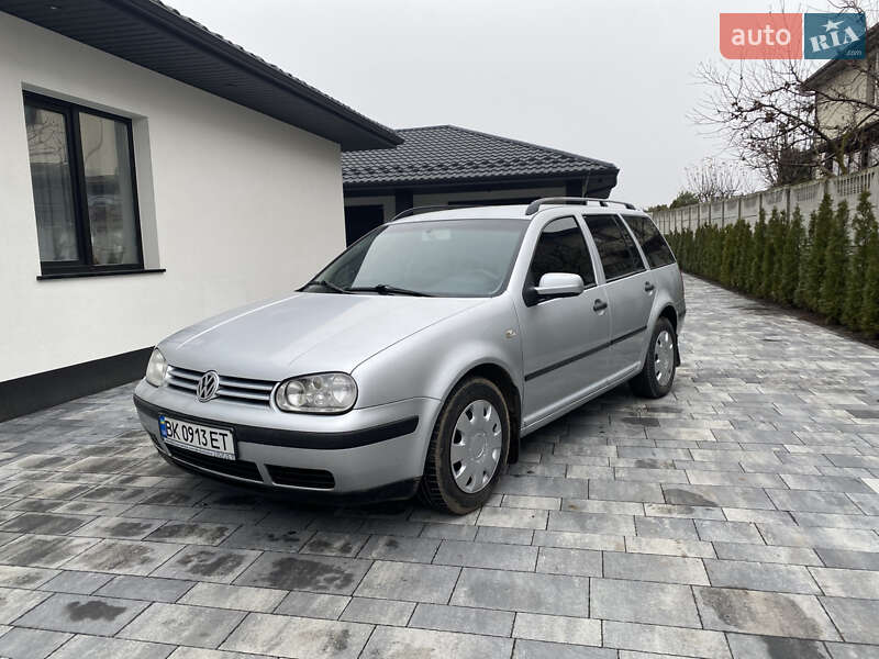 Volkswagen Golf 2000